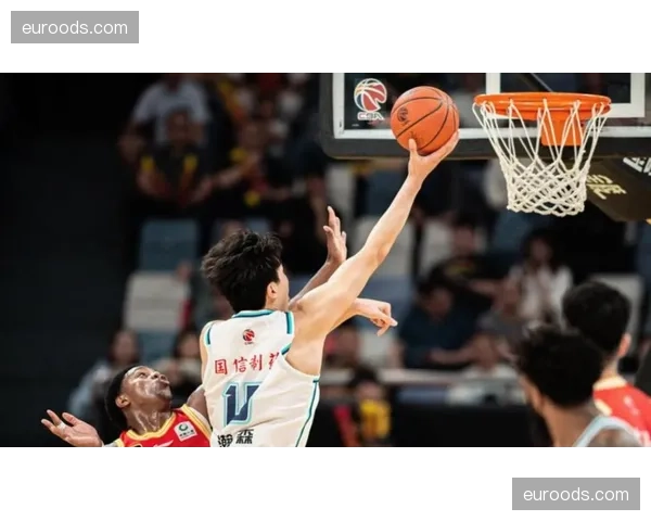 克林根仅得4分内线遭打爆 开拓者中锋对抗能力不足